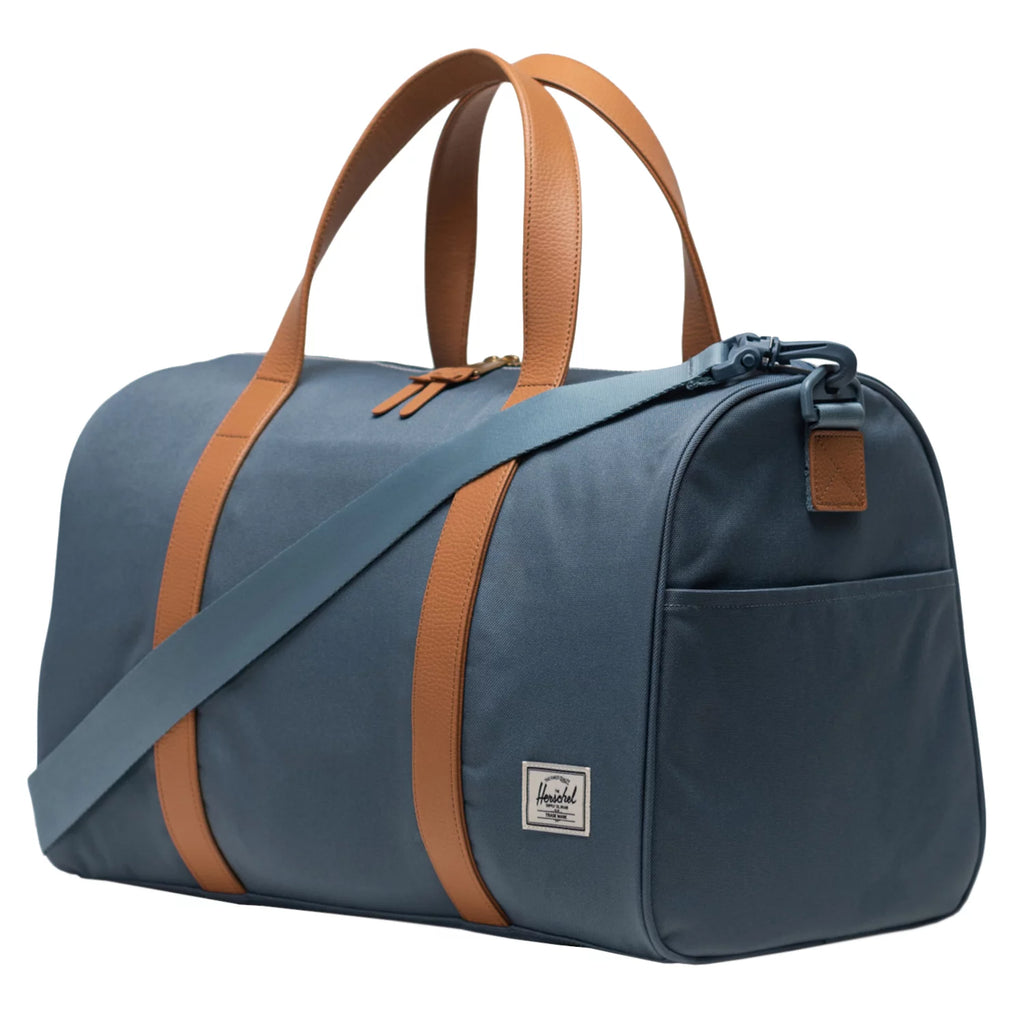 Herschel Novel Carry On Duffle 11449-06105 - Niebieskie