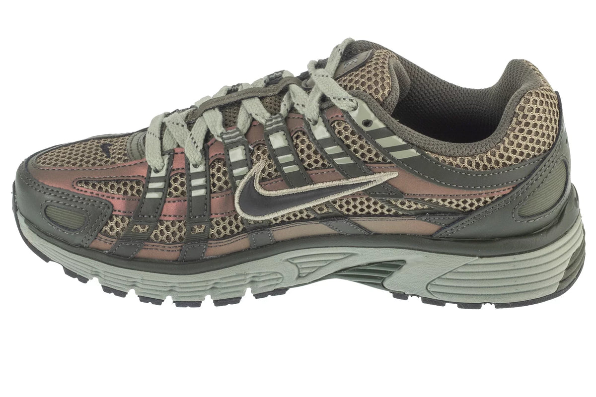 Nike W P-6000 SE IF1756-300 - Zielone